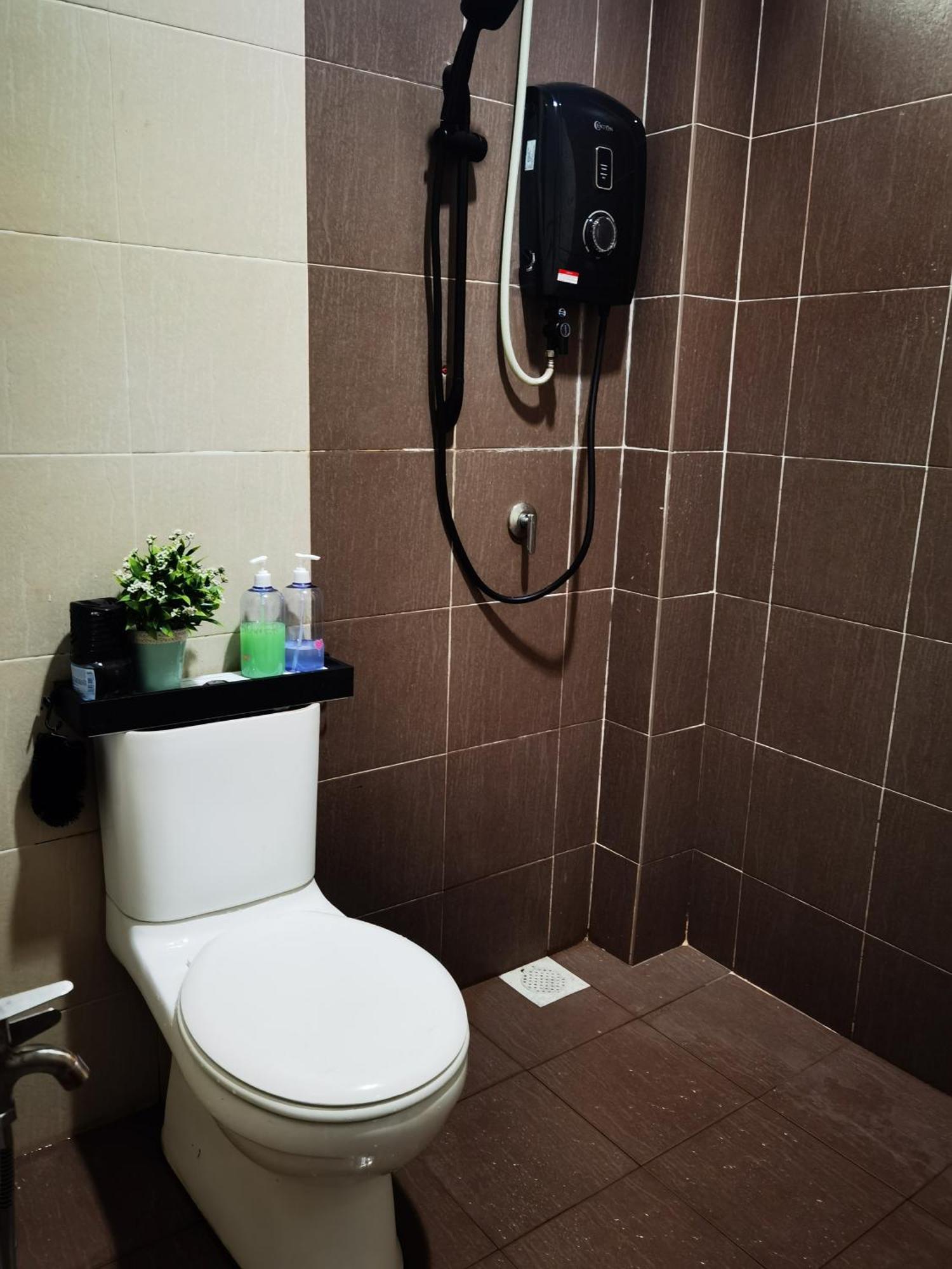 Bandar Melaka Family Bungalow Private Pool Bbq Wifi Netflix Dış mekan fotoğraf